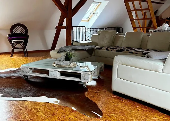Na Horach, Plesivec Lägenhet *
